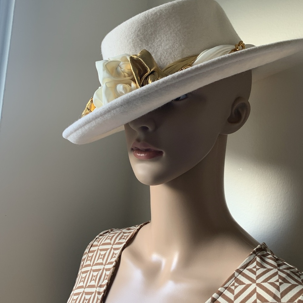 Vintage 100% Wool off/white hat - Picture 7 of 11